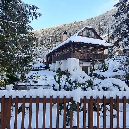 Alpesi faház Drevenica Inga *